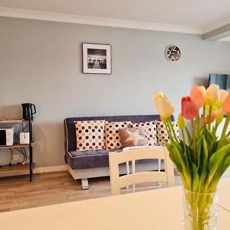 Visit Baltic - Debina Apartment Swinoujscie Bagian luar foto